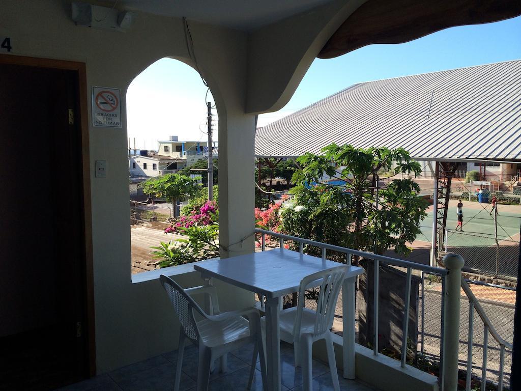 Hostal Nathaly Puerto Baquerizo Moreno Luaran gambar