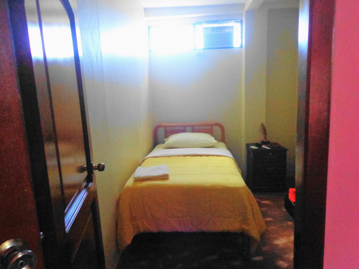 Hostal Nathaly Puerto Baquerizo Moreno Luaran gambar