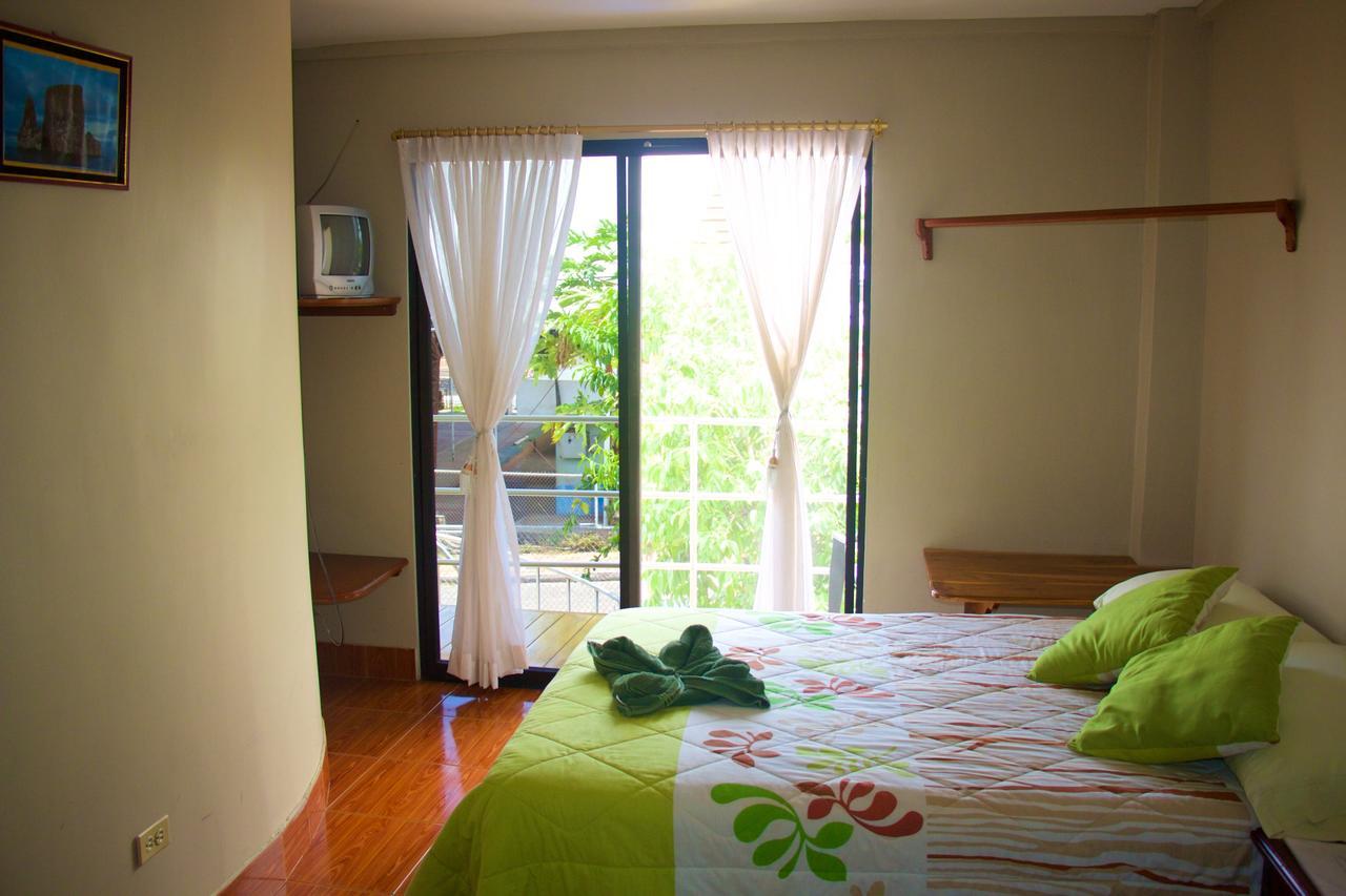 Hostal Nathaly Puerto Baquerizo Moreno Luaran gambar